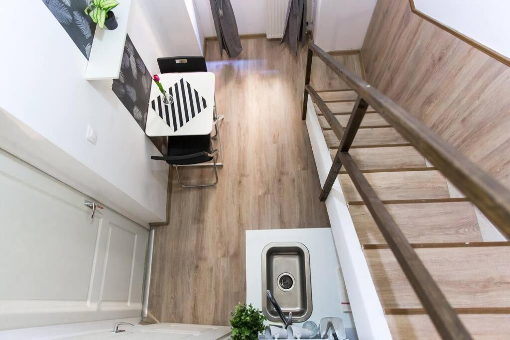 Central Budget Lofts Apartment Budapest Ngoại thất bức ảnh