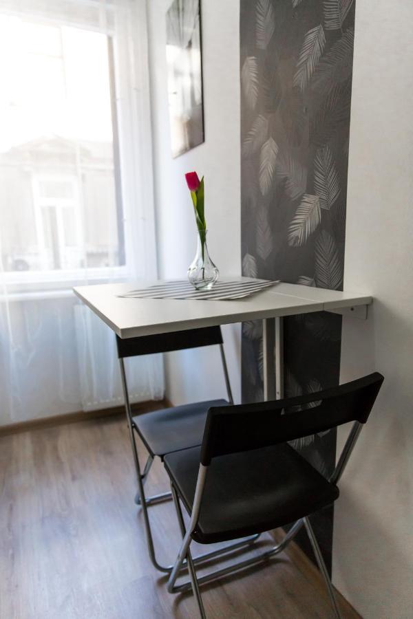 Central Budget Lofts Apartment Budapest Ngoại thất bức ảnh