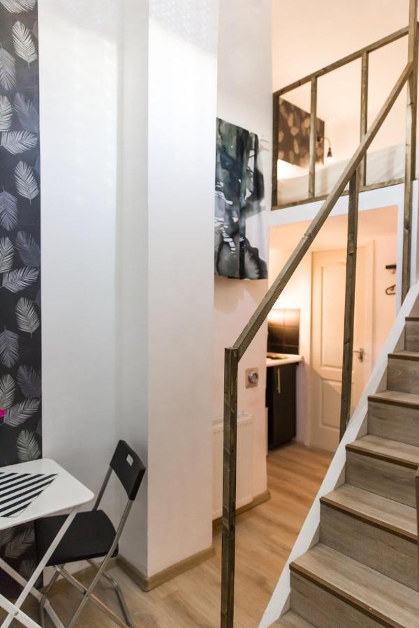 Central Budget Lofts Apartment Budapest Ngoại thất bức ảnh