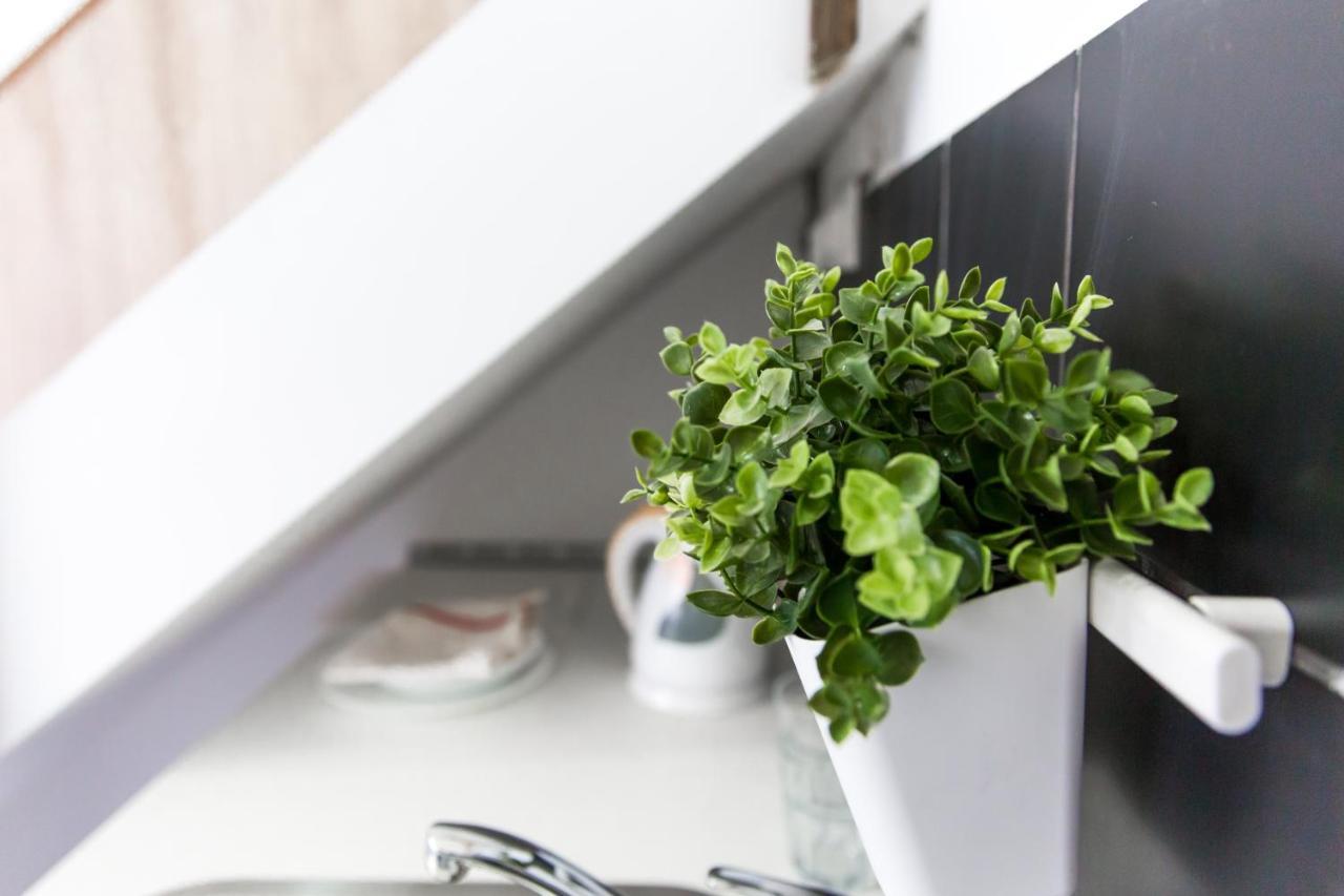 Central Budget Lofts Apartment Budapest Ngoại thất bức ảnh