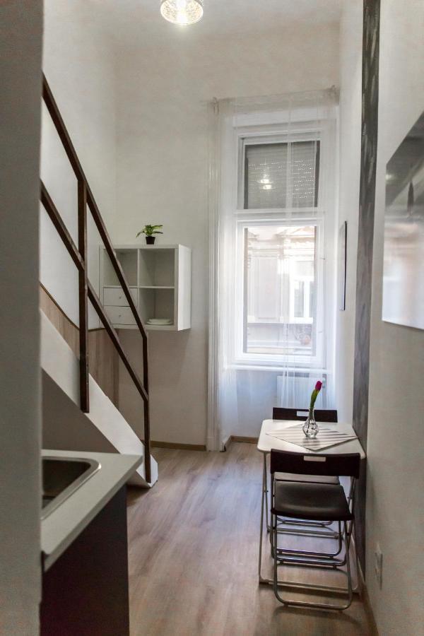 Central Budget Lofts Apartment Budapest Ngoại thất bức ảnh